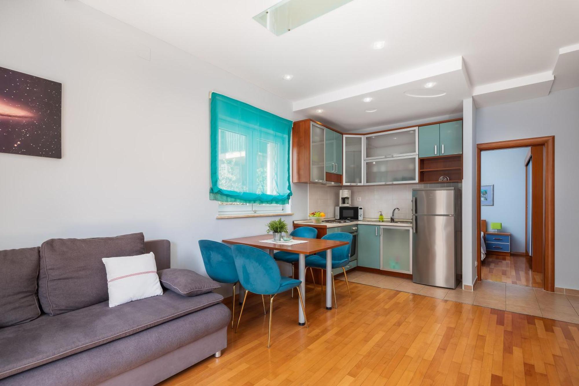 Brkic Apartments With Private Parking Makarska Camera foto